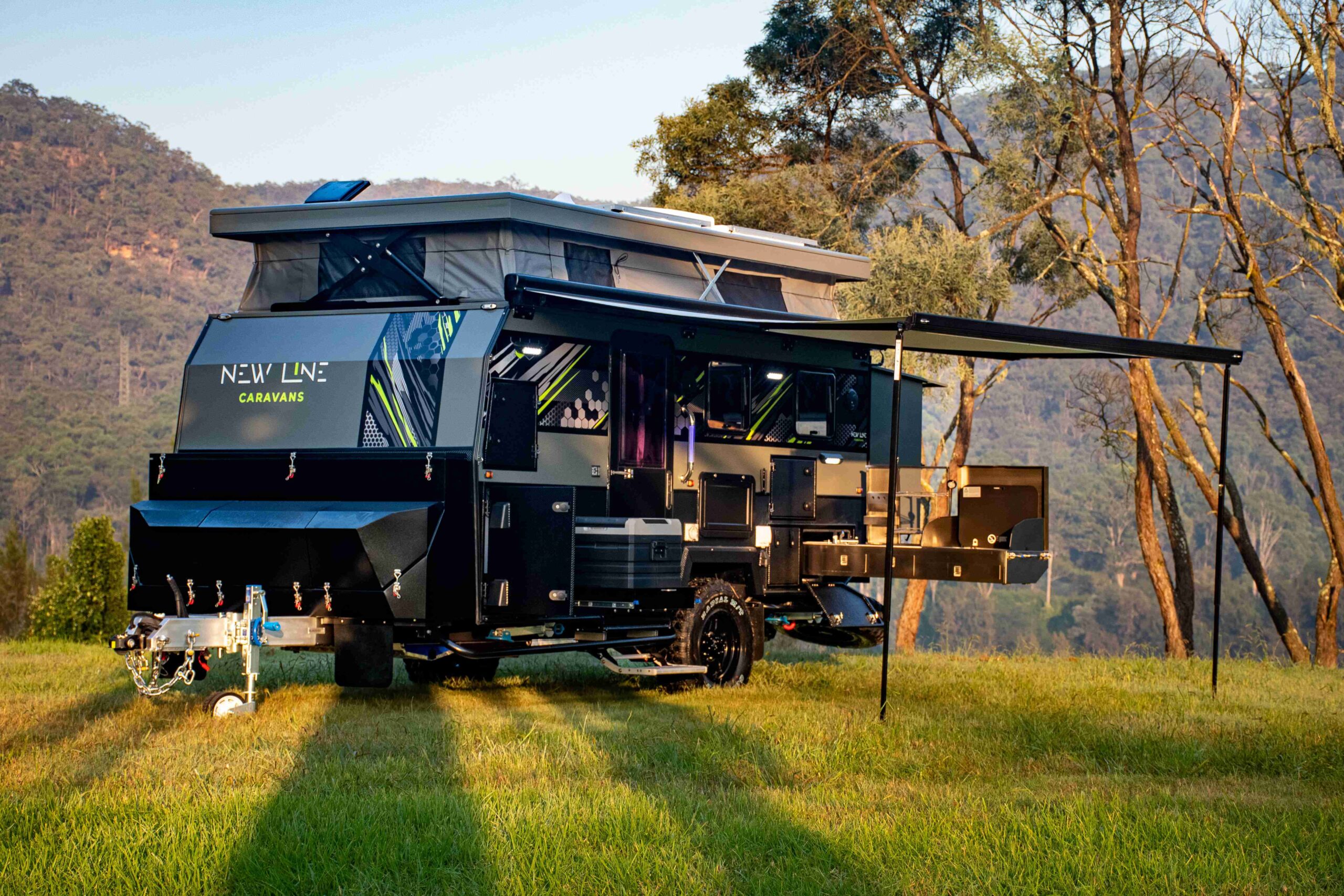 13ft Hybrid Caravan for Couples