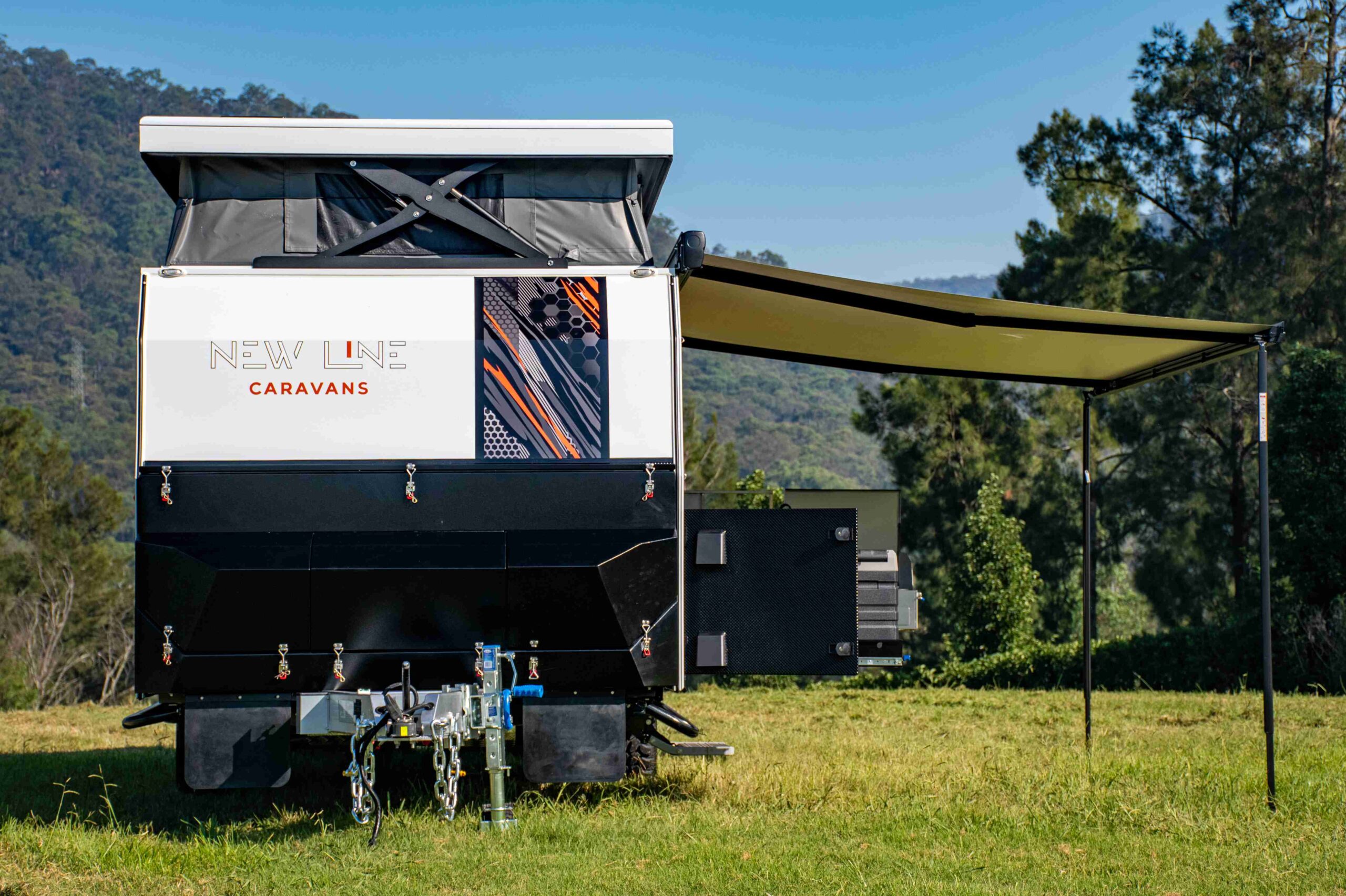 13ft Hybrid Caravan for Couples