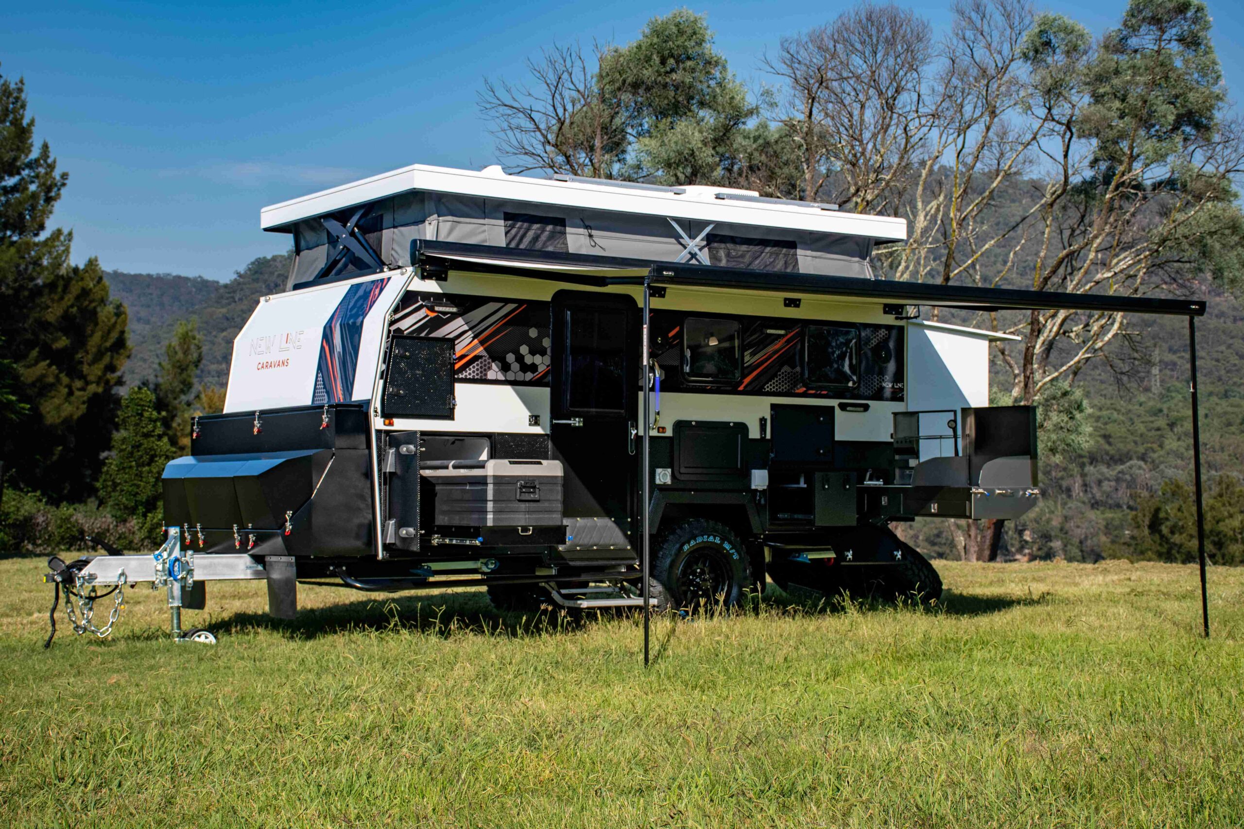 13ft Hybrid Caravan for Couples