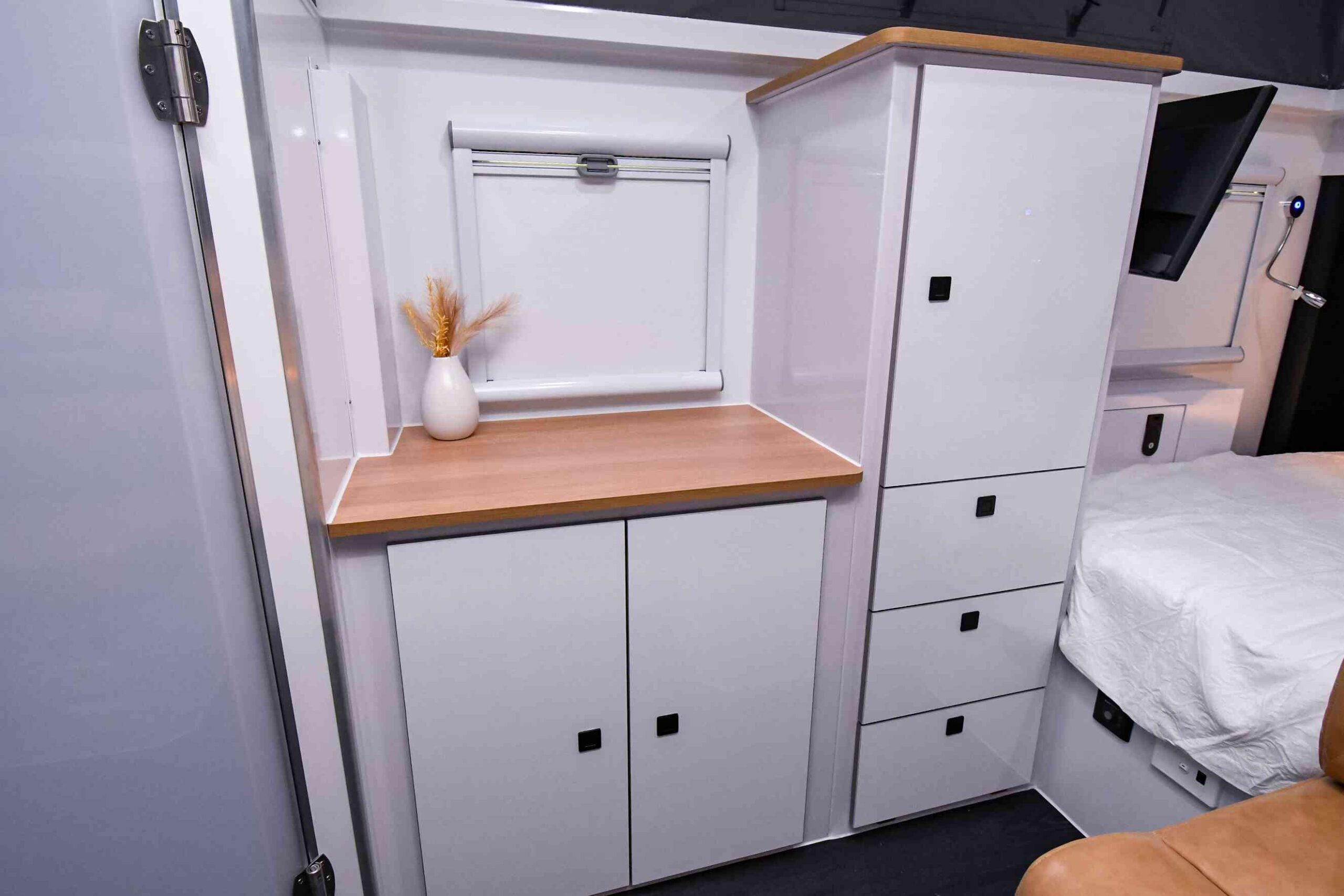 15ft Hybrid Caravan for Family