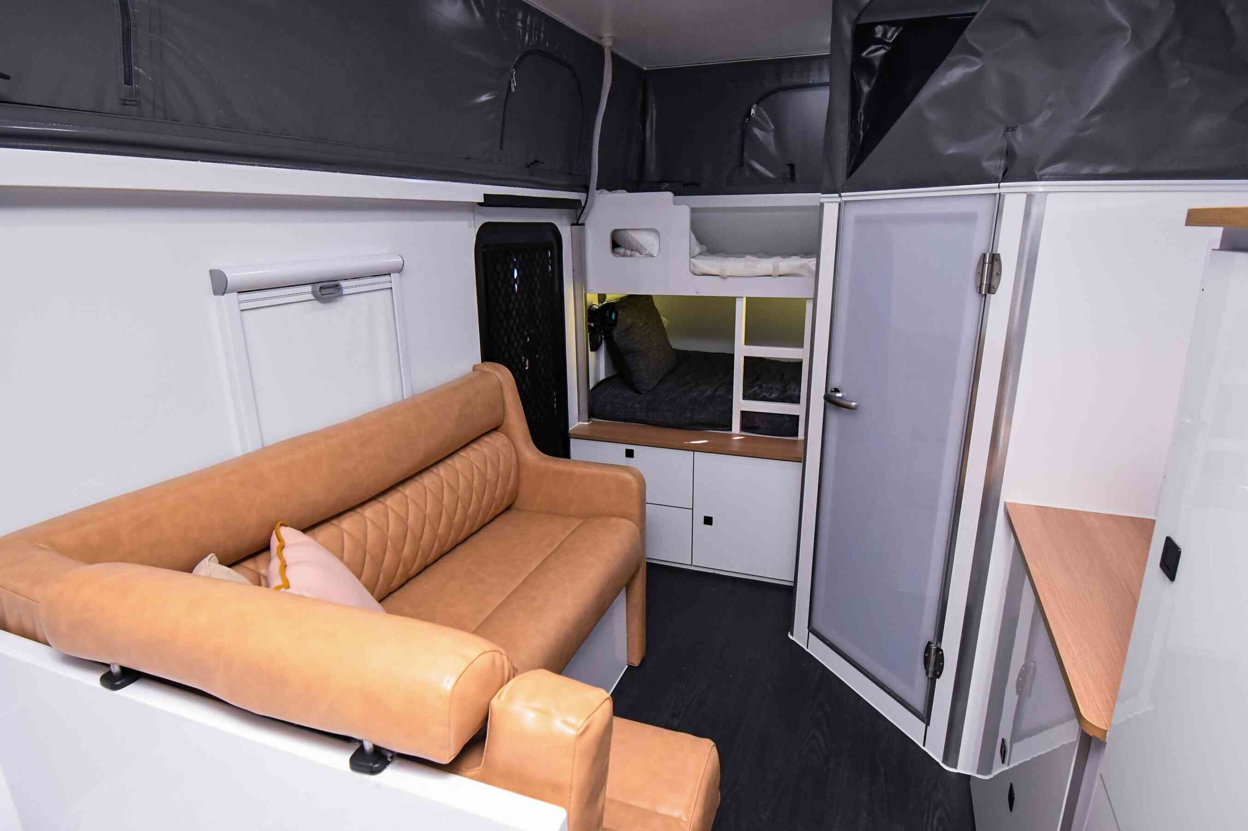 15ft Hybrid Caravan for Family