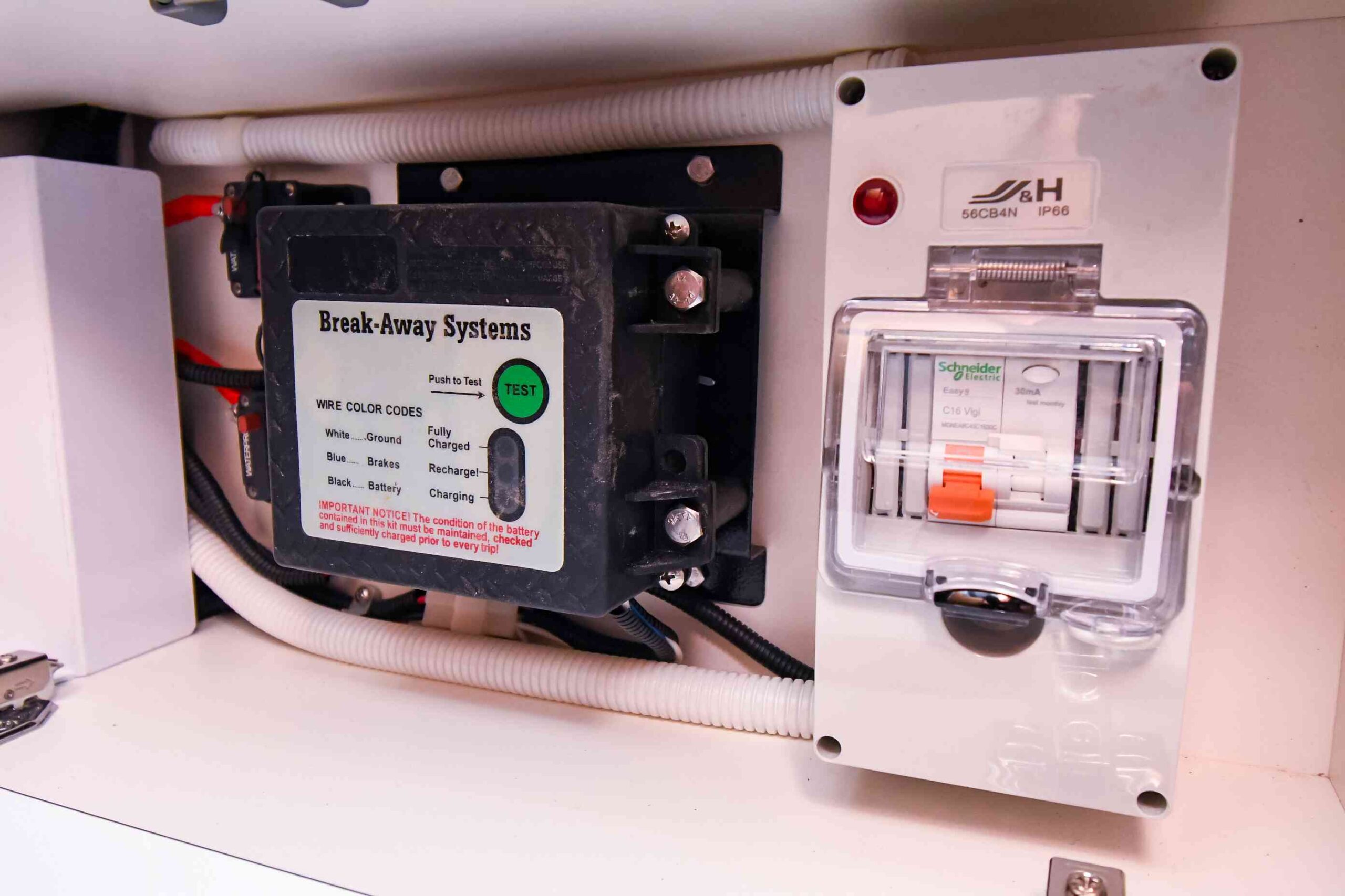 15ft Hybrid Caravan for Family