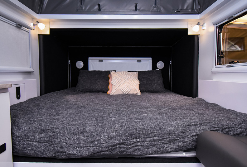 13ft Hybrid Caravan for Family