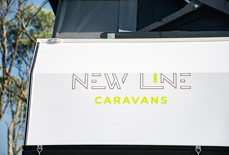 15ft Hybrid Caravan for Couple