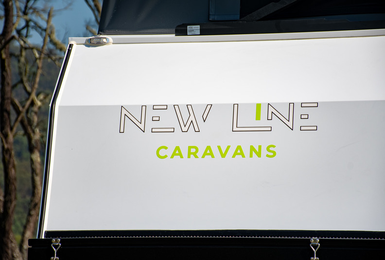 15ft Hybrid Caravan for Couple