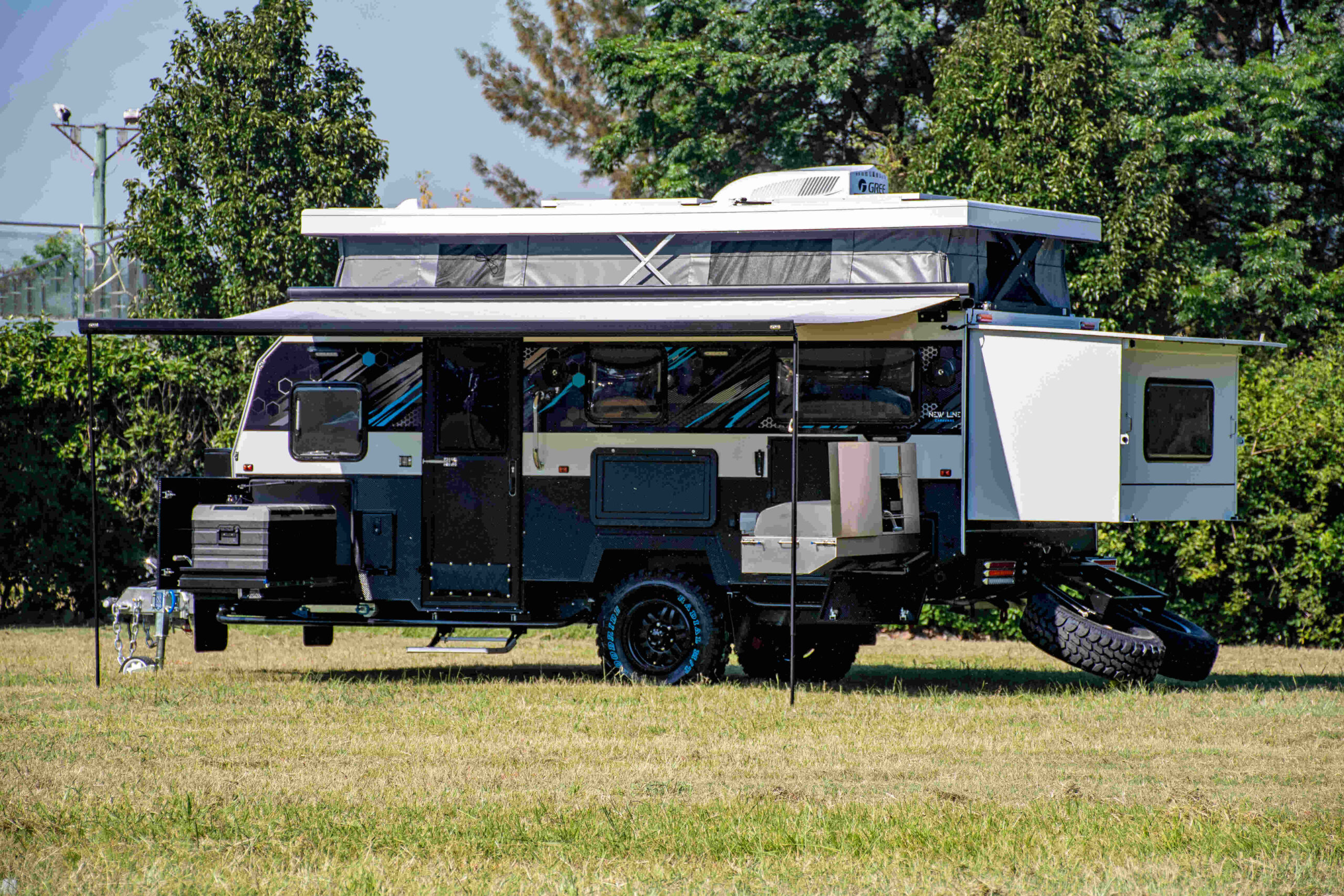 15ft Hybrid Caravan for Family