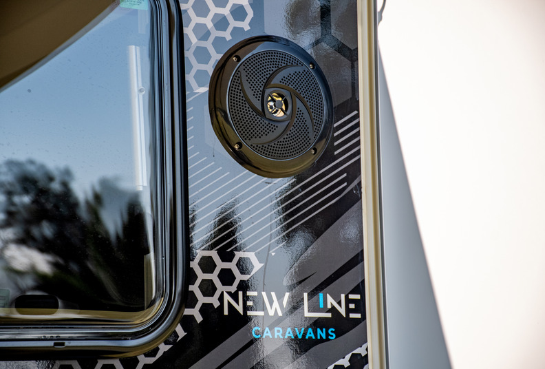 15ft Hybrid Caravan for Family