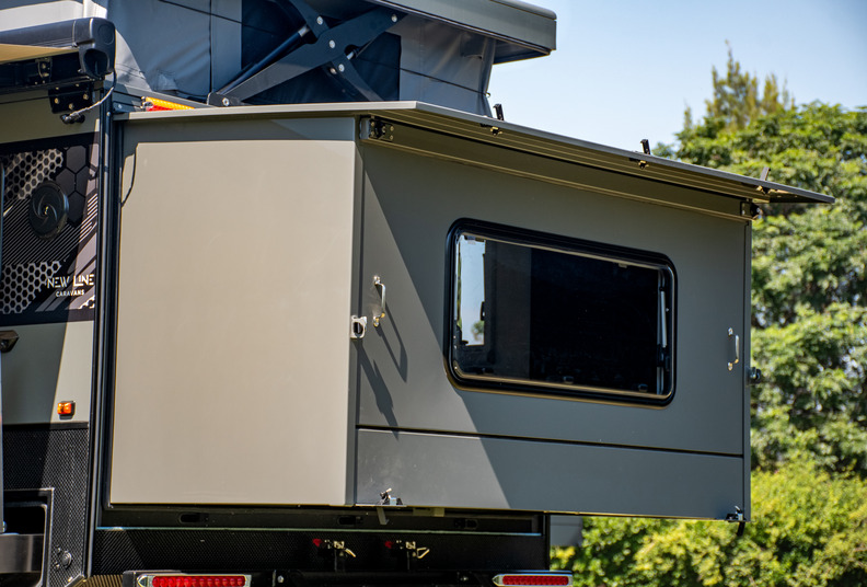 13ft Hybrid Caravan for Family