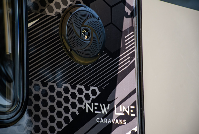 13ft Hybrid Caravan for Family