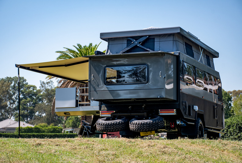 15ft Hybrid Caravan for Couple