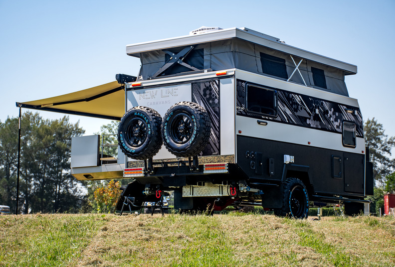 13ft Hybrid Caravan for Family