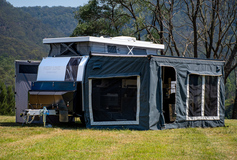 13ft Hybrid Caravan for Family